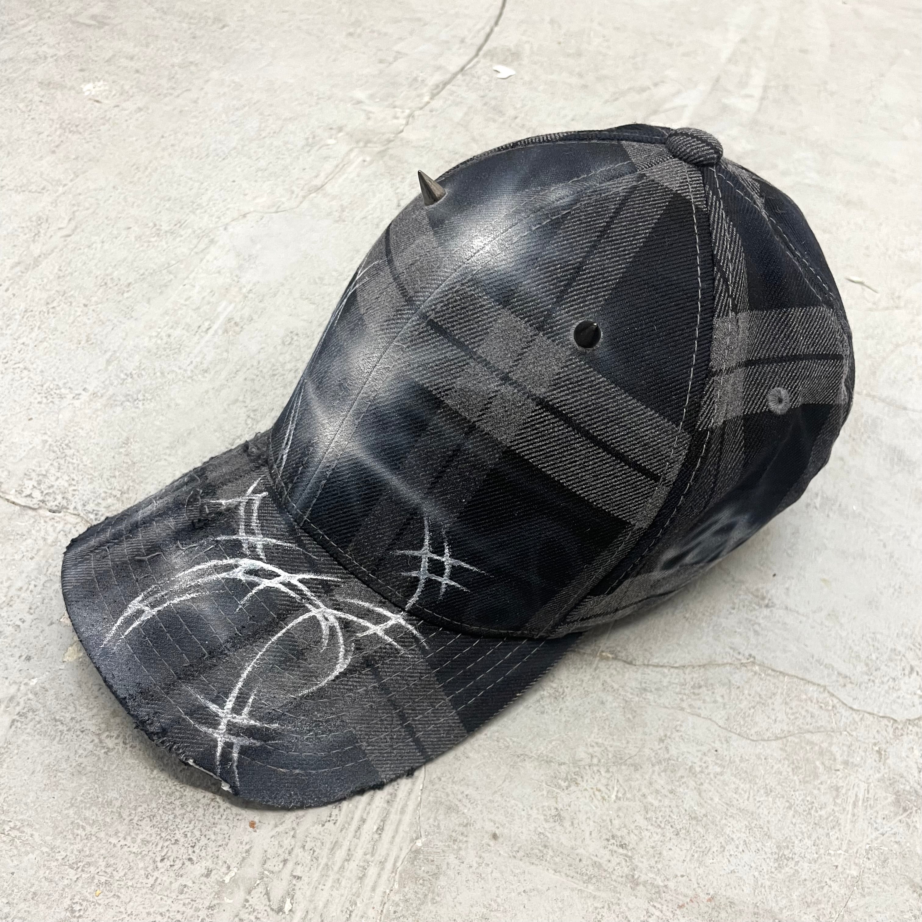 “Tree lights” cap